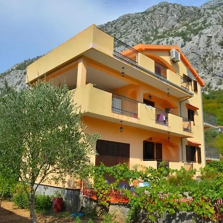 D Apartment Kotor Exterior photo